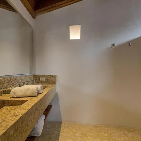 Colonial House With Pool Сasa de vacaciones Cartagena