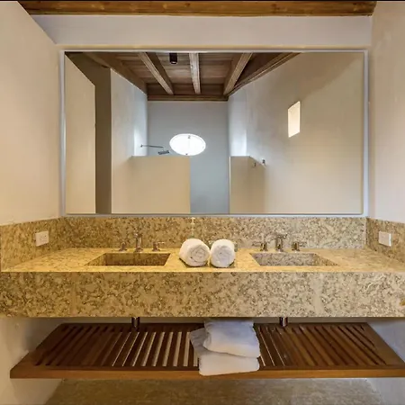 Colonial House With Pool Cartagena