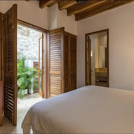 Colonial House With Pool * Cartagena